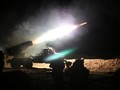 Pháo phản lực Syria phóng đạn, ảnh minh họa Masdar News