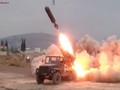 Lực lượng pháo binh - tên lửa quân đội Syria tấn công các nhóm Hồi giáo cực đoan ở Daraa. Anh minh họa Masdar News