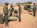 Pháo binh quân đội Syria chiến đấu trên chiến trường. Ảnh minh họa Masdar News