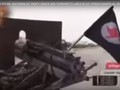Lực lượng SSNP tiến công IS ở sa mạc Al-Sweida. Ảnh video SSNP