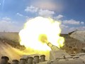 Xe tăng quân đội Syria tiến công trên chiến trường Daraa