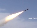 Lực lượng Houthi phóng tên lửa đạn đạo Badr-F nhằm vào doanh trại của Ả rập Xê-út. Ảnh minh họa Masdar News