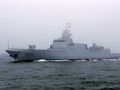 Khu trục hạm Type 055 "Nanchang" trong diễu hành.