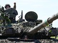 Xe tăng chủ lực T-72 quân đội Ukraine. Ảnh RT
