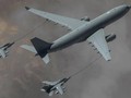 Máy bay vận tải RAF Voyager tiếp dầu trên không cho tiêm kích Tornados. Ảnh Không quân Hoàng gia Anh.