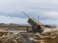 Tổ hợp tên lửa phòng không NASAMS phóng đạn. Ảnh Military Ukraine