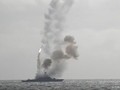 Chiến hạm Nga phóng tên lửa hành trình Kalibr. Ảnh RT