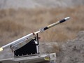 UGV BARKAN do công ty Havelsan phát triển thử nghiệm phóng tên lửa Mete 40 mm. Ảnh Video Anadolu.