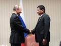 Ngày 20/11/2016, Tổng thống Nga Vladimir Putin và Tổng thống Philippines Rodrigo Duterte gặp gỡ bên lề Hội nghị Cấp cap APEC tại Peru. Ảnh: Inquirer Global Nation