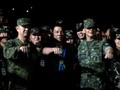 Ngày 11/12/2016, Tổng thống Philippines Rodrigo Duterte thăm một doanh trại quân đội. Ảnh: Cankao