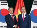 Tổng thống Hàn Quốc Moon Jae-in và Chủ tịch nước Trần Đại Quang. Ảnh: Korea.net.