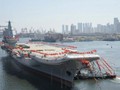 Ngày 26/4/2017, Trung Quốc hạ thủy tàu sân bay tự chế đầu tiên Type 001A. Ảnh: Ifeng.