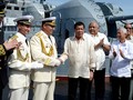 Ông Duterte thăm khu trục hạm Nga