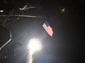 Khu trục hạm Mỹ phóng tên lửa tomahawk tấn công căn cứ không quân Syria hồi đầu tháng 4/2017