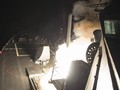 Tên lửa Tomahawk phóng đi từ khu trục hạm Mỹ tấn công căn cứ quân sự Syria hồi tháng 4/2017