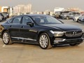 S90 là mẫu sedan mới nhất của Volvo được bán ra thị trường hồi cuối năm 2016. Trước đó, dòng xe này đã nhận được những đánh giá tích cực về thiết kế và công nghệ, với giải thưởng xe thương mại có thiết kế ấn tượng nhất năm 2015.