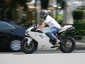 Cảm nhận sportbike huyền thoại Ducati 1198 tại Sài Gòn