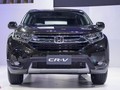 Sau khi tổ chức lễ ra mắt riêng, Honda đem CR-V phiên bản 7 chỗ tới Triển lãm ôtô quốc tế Bangkok lần thứ 38 với vị trí trung tâm cùng Civic bản hatchback. Điểm thu hút nhất của mẫu xe này là hàng ghế thứ 3 vốn từng được hy vọng nhưng gây nhiều thất vọng