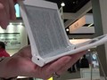 Màn hình E Ink 10.2 inch gấp gọn như cuốn sách