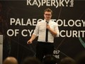Ông Vitaly Kamluk, Giám đốc Nhóm Nghiên cứu và Phân tích Toàn cầu (GReAT) chia sẻ tại hội thảo