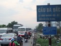 Cầu Bà Đắc, một trong những nút thắt cổ chai trên quốc lộ 1 đoạn qua Tiền Giang khiến kẹt xe thường xuyên