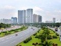 Đại lộ Thăng Long dài 24km mỗi năm ngốn 53 tỷ đồng tiền cắt cỏ, tỉa một ít cây hoa