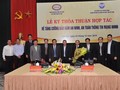 Thứ trưởng Nguyễn Thành Hưng và Phó Thống đốc Nguyễn Kim anh cùng đại diện các đơn vị dự Lễ ký kết Thỏa thuận hợp tác