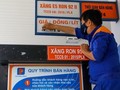 Giá xăng cao kỷ lục 32.870 đồng/lít