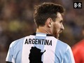 "Messi ném Argentina lên vai". Ảnh AS.