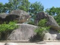 Hòn trống mái trên núi Trường Lệ Sầm Sơn