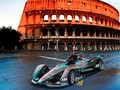 Mẫu xe đua thể thao Formula E Gen2 của Porsche tại Rome
