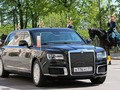 Chiếc limousine mới của Tổng thống Nga Vladimir Putin được sử dụng trong buổi lễ nhận chức của ông tại điện Kremlin ở Moscow. (Ảnh: Reuters)