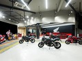 Cửa hàng Honda Moto chính hãng đầu tiên gồm 2 tầng bề thế với tổng diện tích xây dựng lên đến hơn 700 m2