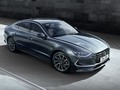 Thế hệ thứ 8 của Hyundai Sonata đã quay về với thiết kế phong cách Coupe 4 cửa đã từng áp dụng cho mẫu xe này vào năm 2009.