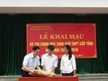 Ông Vũ Trọng Lương (bên trái) - người đã cố tình làm sai lệch kết quả thi tốt nghiệp THPT ở Hà Giang. Ảnh: FB nhân vật