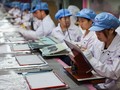 Apple không thể mang dây chuyền sản xuất iPhone về Mỹ. Ảnh minh họa