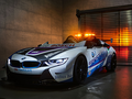 Mẫu xe dẫn đường BMW i8 Roadster dành cho giải đua Formula E.