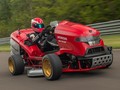 Xe cắt cỏ được "độ" mới này có tên Honda Lawnmower. Ảnh: Honda