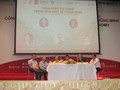 Các diễn giả tại phần tọa đàm của hội thảo "Công nghệ Tài chính trong nền kinh tế thông minh"