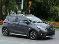 Fadil lăn bánh tại Hà Nội.