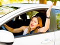 Ảnh minh họa: Những điều không may có thể xảy ra bất thình lình khi đang lái xe.
