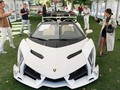 Chiếc Lamborghini Veneno 2014 được bán đấu giá hôm 29.9. Ảnh: AP