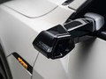 Gương chiếu hậu "camera" trên mẫu xe điện Audi e-tron. Ảnh: The Drive