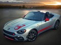 Fiat 124 Spider thế hệ mới ra mắt vào năm 2016, sử dụng hệ thống khung gầm của Mazda MX-5 Miata.