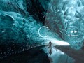 Có thể tua video YouTube trên điện thoại bằng cách nhấp đúp vào màn hình (ảnh: Phone Arena)
