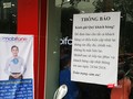 Nhà mạng MobiFone dán thông báo lùi thời hạn bổ sung thông tin thuê bao 