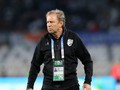 HLV Milovan Rajevac đã bị Thái Lan sa thải (ảnh: Fox Sport)