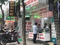 Một cửa hàng bán SIM - thẻ điện thoại. Sau gần 2 năm khi Nghị định số 49/2017/NĐ-CP có hiệu lực, đến nay hoạt động kinh doanh, buôn bán SIM rác vẫn diễn ra.