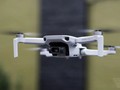 Drone - máy bay không người lái nằm trong danh sách các công nghệ hạn chế xuất khẩu của Trung Quốc (ảnh: The Verge)