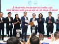 Đại diện ĐHQGHN và CT Group ký kết hợp tác